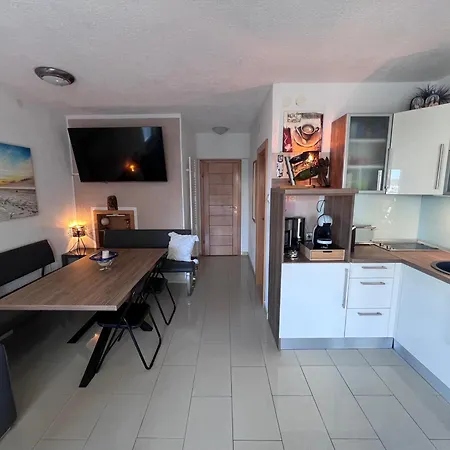 Apartman Mira - Sea View